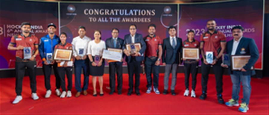 Hardik and Salima win Player of the Year honours at Hockey India Annual Awards